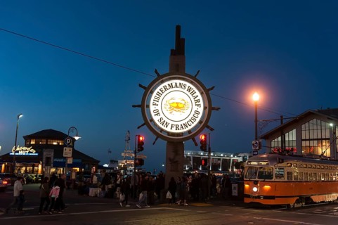 Illuminated sign Fisherman's Wharf Emblem