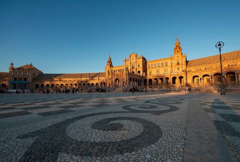 Artistic cobblestone pavement