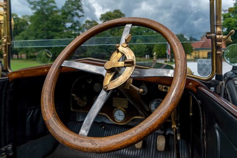 Oldtimer Hispano-Suiza T16
