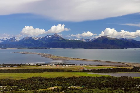 Homer Spit Peninsula in Kachemak Bay