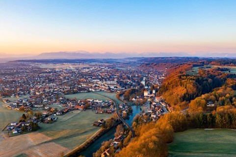 Wolfratshausen in the morning light