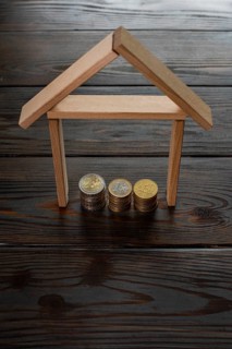 Symbolic picture of building saving