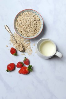 Oat flakes in shell