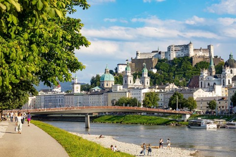 View over the Salzach river from Elisabethkai to the old town and the fortress Hohensalzburg