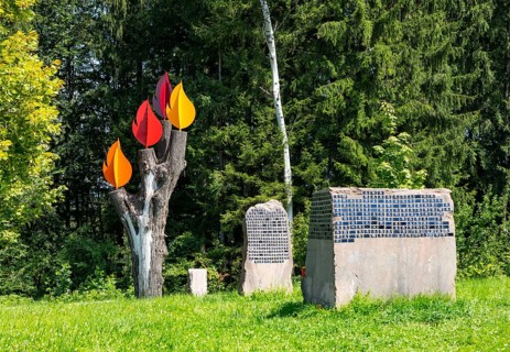Natural burial