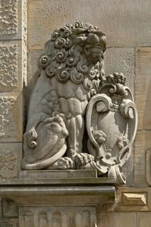 Lion Statue