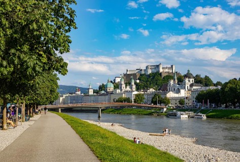 View over the Salzach river from Elisabethkai to the old town and the fortress Hohensalzburg