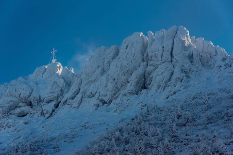 Mountain summits Kampenwand in winter