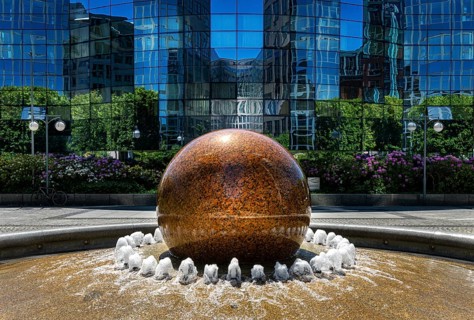 The spherical fountain in the courtyard of the Spree Bogen in Berlin Moabit