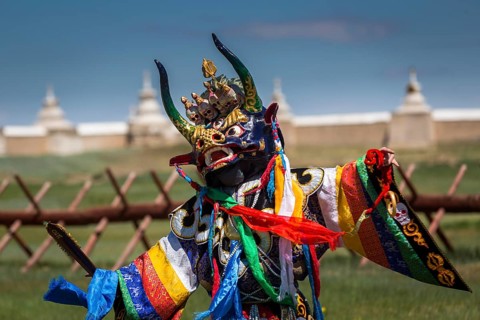 Tsam dance was born during the 8th century. It's one of the most important ritual of Tibetan Buddhism. Erdenezuu monastery