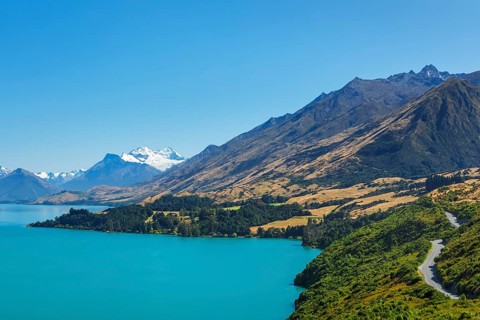 Lake Wakatipu with Mount Earbslaw