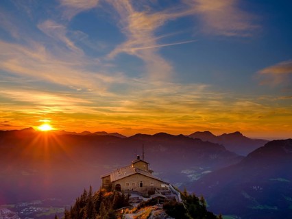 Eagle's Nest at sunset with cirrus clouds