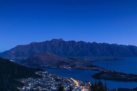 View over Queenstown and Lake Wakatipu