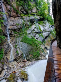Wooden footbridge leads along the Wimbach through the Wimbachklamm