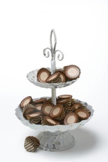 Ice confectionery in Etagere