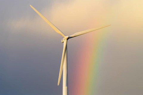 Wind turbine with rainbow