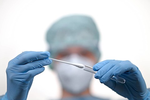 Medical personnel in RT-PCR