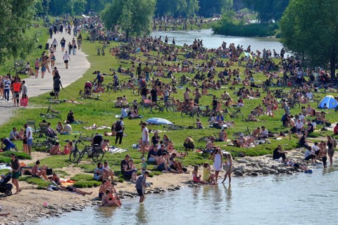 Bathing pleasure on the Isar