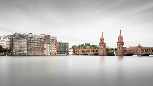 Oberbaum bridge across the Spree