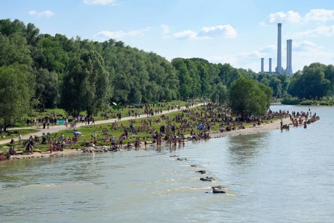 Bathing pleasure on the Isar