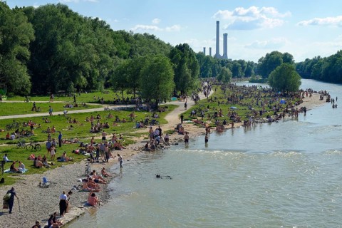 Bathing pleasure on the Isar