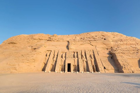 Hathor temple of queen Nefertari