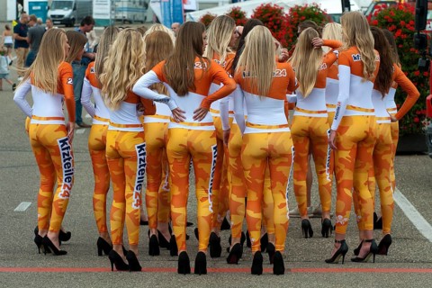 Grid girls at car races