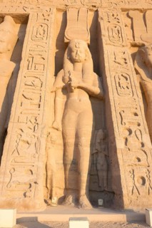 Colossal statue at Hathor temple of queen Nefertari