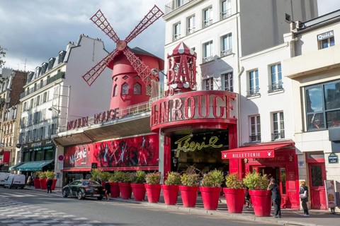 Building Variete Moulin Rouge