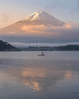 Single fisherman on Lake Kawaguchiko