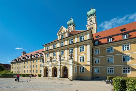 St. Josef House of the Munich Monastery in Sendling on Luise-Kiesselbach-Platz