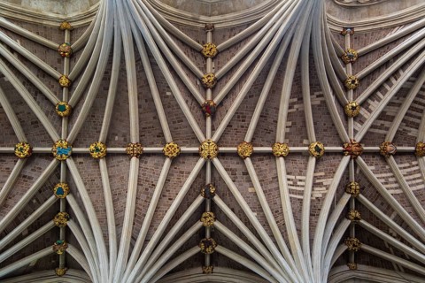 Fan vaulting