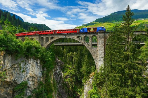 Solis Bridge