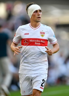 Philipp Klement VfB Stuttgart with head bandage