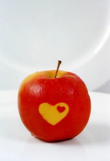 Apple with heart
