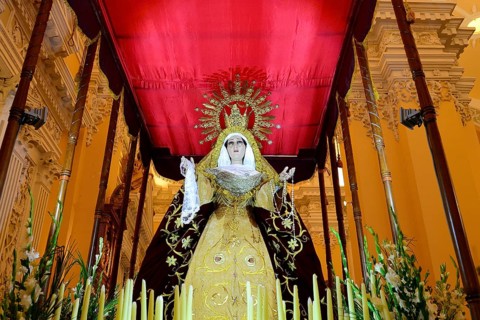 Statue of the Virgin Mary