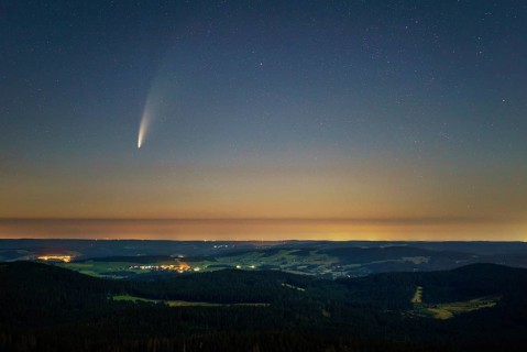 View from Feldberg with Comet Neowise