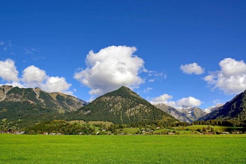 Panoramic view from the Loretto Meadows to the mountains near Oberstdorf
