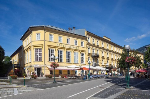 Kaiser Franz Josef Strasse with Hotel Post