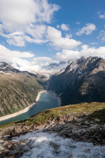 View from the Berliner Hoehenweg to the Schlegeis reservoir