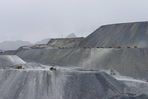 Clearing dumpAntamina