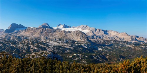 Panoramic view to the mountain station Gjaid and to the Hohen Dachstein