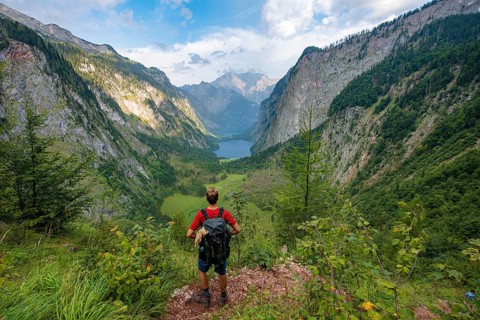 Hiker on the Roethsteig