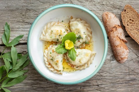 Carinthian noodles filled with herbs and cream cheese