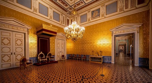 Throne for King and Queen