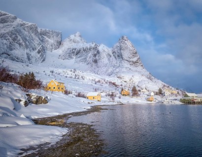 Fishing village Reine in winter at dawn