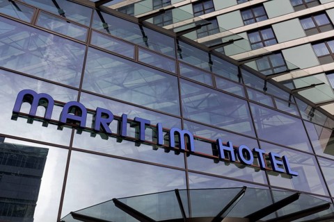 Maritim Hotel lettering on the facade