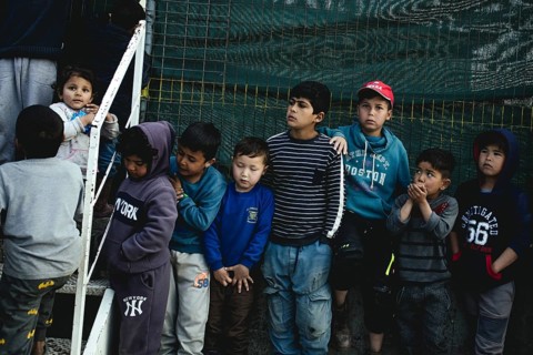 Distribution of milk powder and nappies for the refugees in Camp Moria