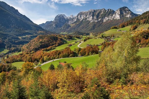 Village overview with Reiteralpe