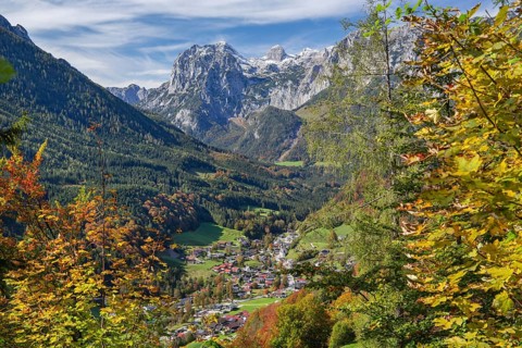 Village overview with Reiteralpe